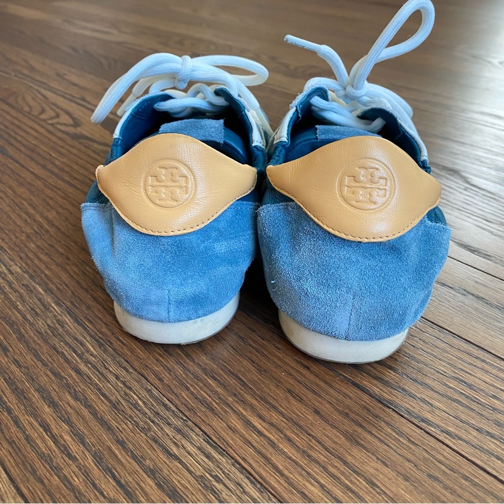 Tory Burch Serif Sneakers - Picture 5 of 6